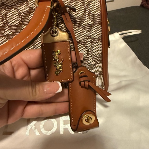 Coach ruby satchel 25 - Picture 2 of 5